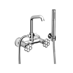 Gruppo vasca esterno con kit doccia Bloom